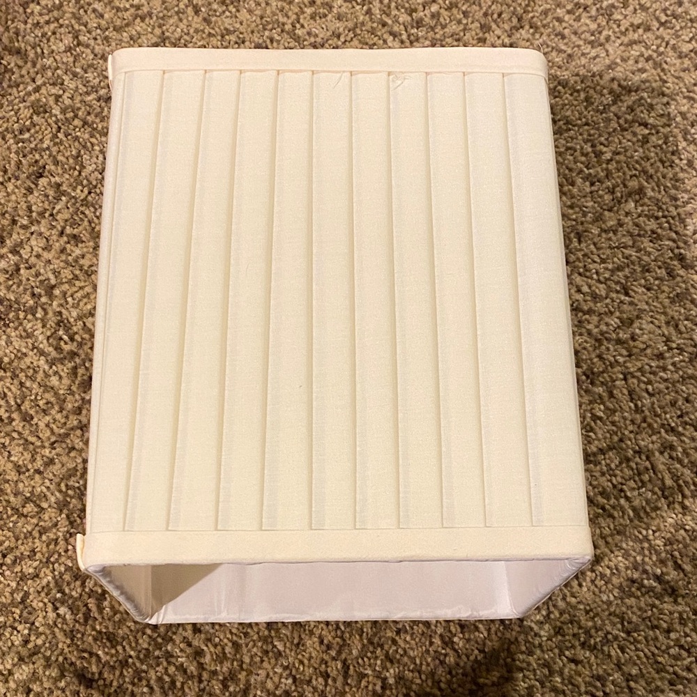 New without tag Cream Rectangular Lamp Shade.